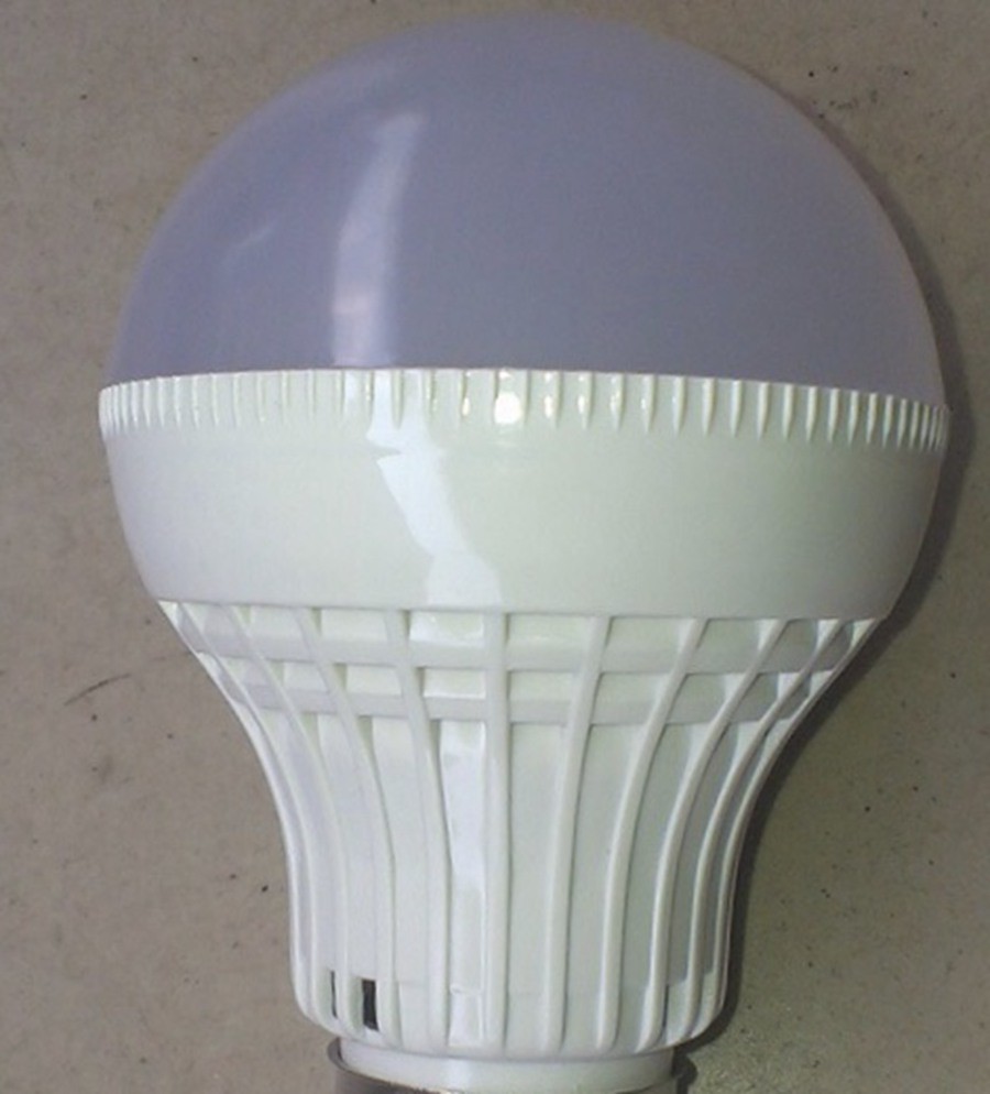 塑胶电灯泡外壳